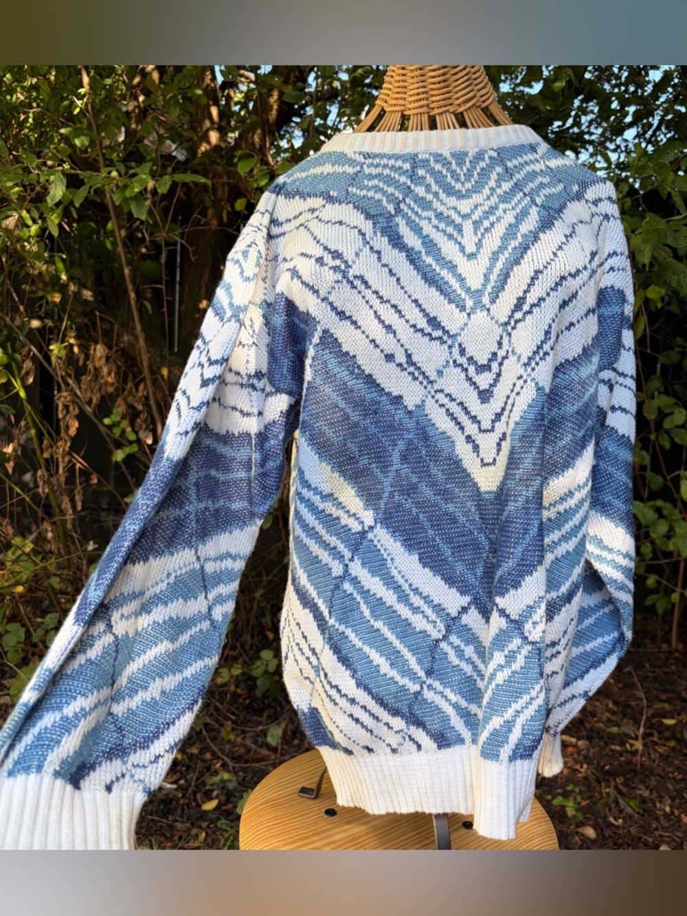Vintage 90s Blue and Cream Grunge Knit Sweater